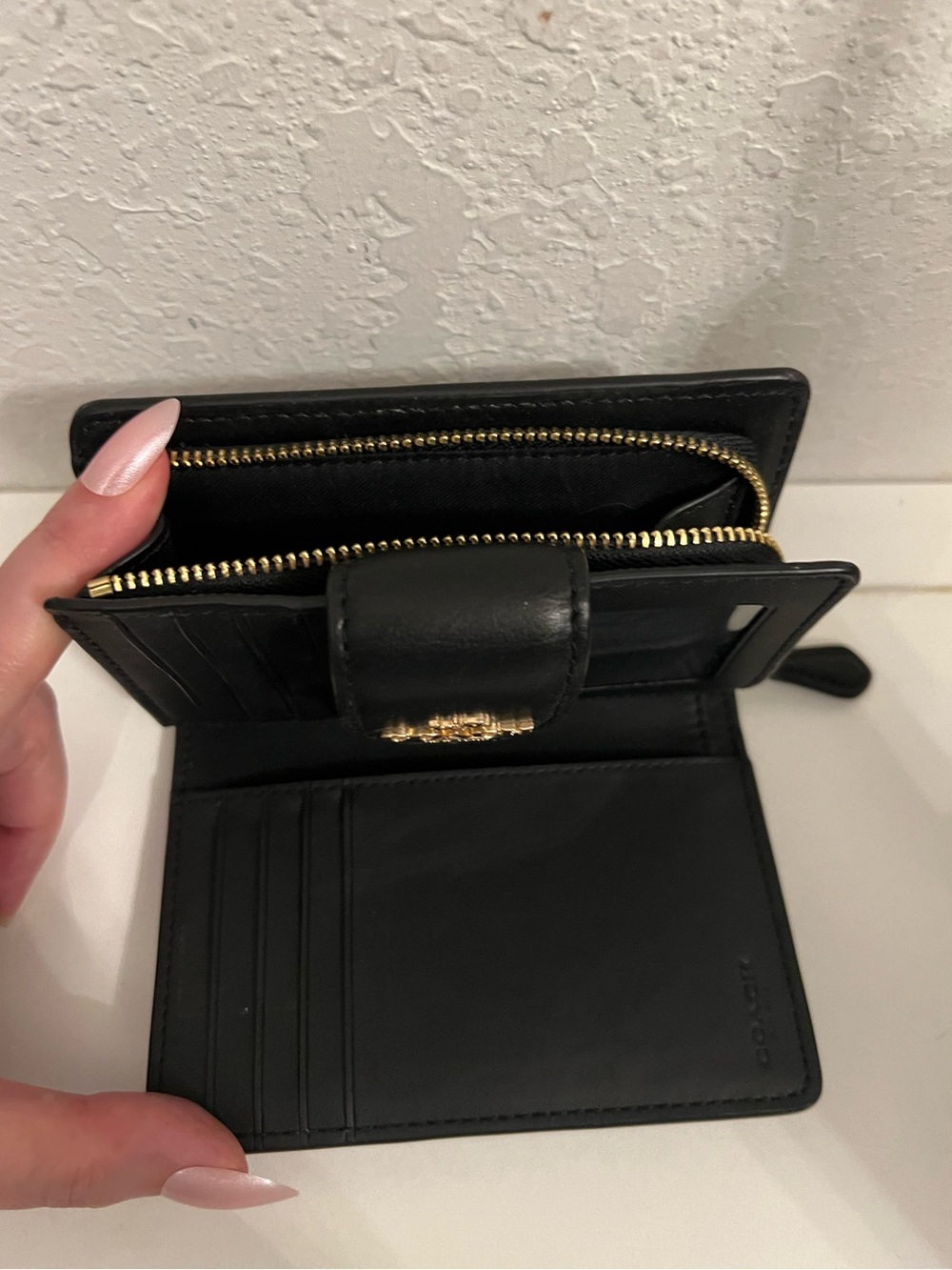 Coach Medium Corner Zip Wallet - Picture 6 of 9